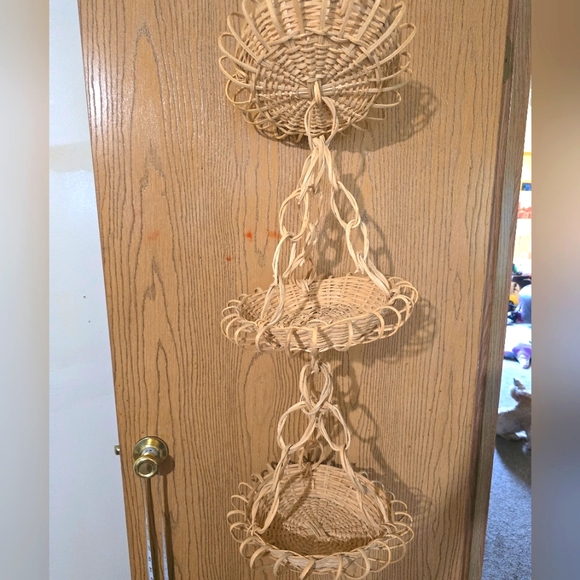 Handcrafted Woven Wall Hanging Basket - Natural Tan - Picture 1 of 3